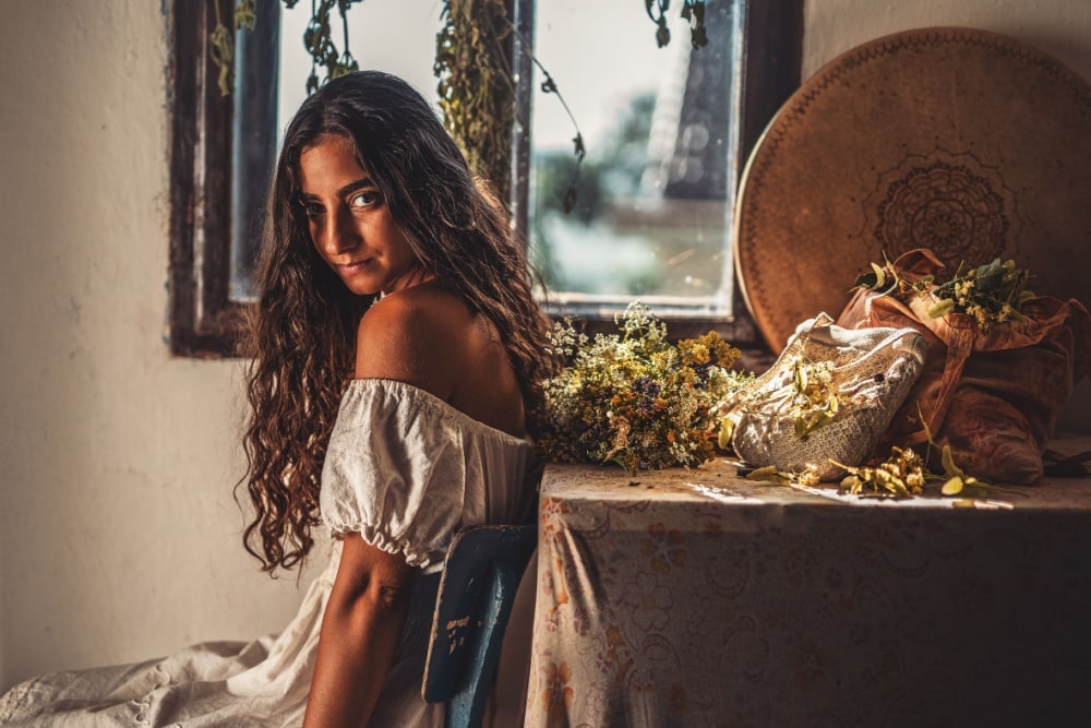 季節ごとに香りを楽しむ!自作アロマレシピ完全ガイド【春夏秋冬・悩み別・初心者OK】