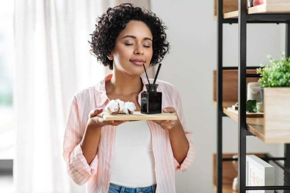 季節ごとに香りを衣替え!自宅でできるアロマレシピ&精油ブレンド完全ガイド